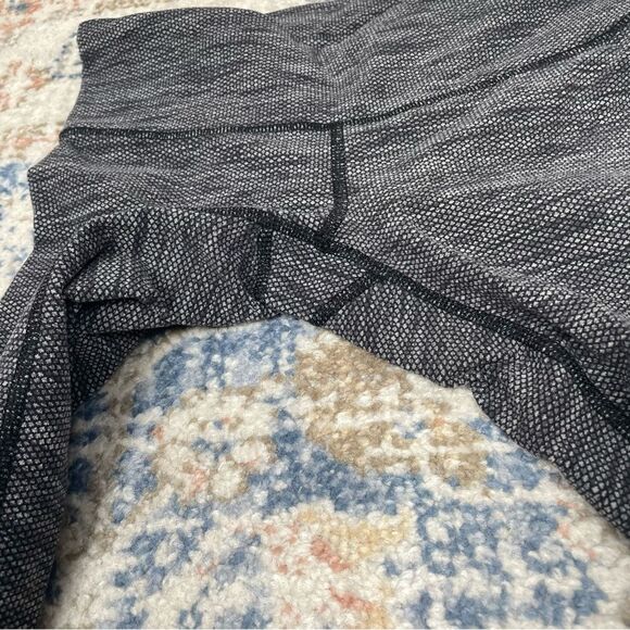 LULULEMON- EUC Wunder Under Coco Pique Luon Size 4 - Picture 6 of 9